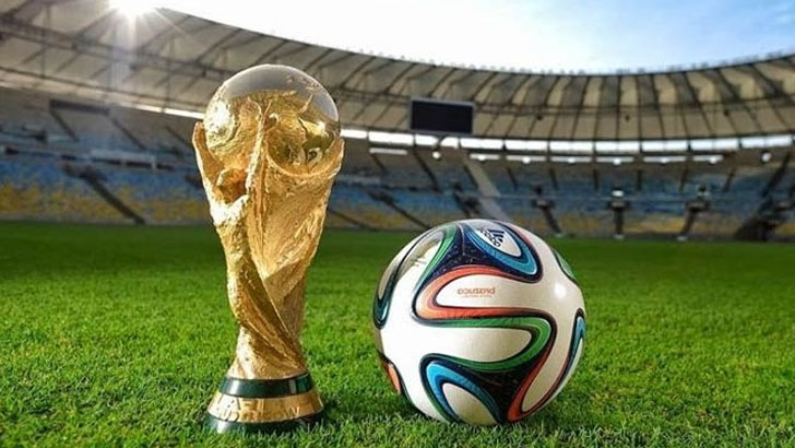 ফুটবল বিশ্বকাপের ট্রফি আসছে বাংলাদেশে
