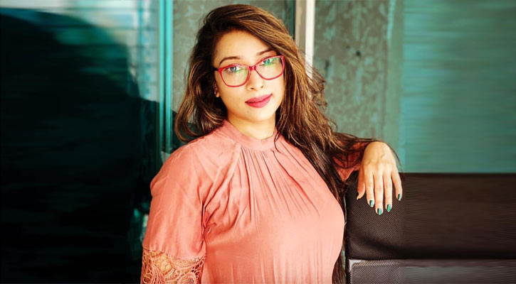 সাবরিনার ২টি এনআইডি কেন, ইসির কাছে জানতে চাইলো দুদক