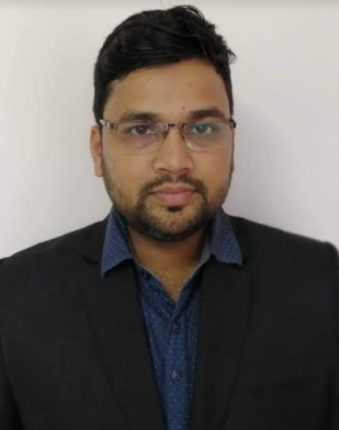 মহামারী করোনা প্রকোপে সামনের কাতারে থেকে সরাসরি রোগীর চিকিৎসা সেবা প্রদান করা এক মানবিক ডাঃ এমদাদুল হাসান