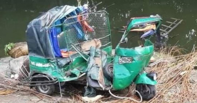পেকুয়ায় সড়ক দুর্ঘটনায় নারীসহ দুইজন নিহত