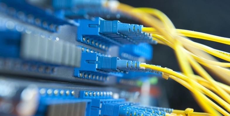 আগামীকাল থেকে কমতে পারে ইন্টারনেটের গতি