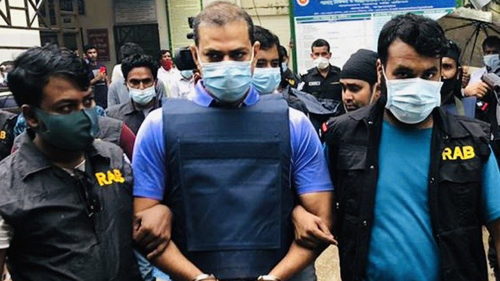 প্রতিবেদন দেয়নি দুদক, এজলাসে না তুলেই ওসি প্রদীপকে ফেরত