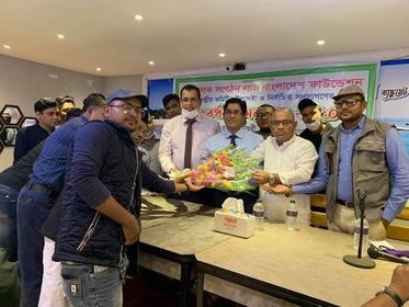 সোনার বাংলা গড়তে সোনার মানুষ প্রয়োজনঃ নাসিম আনোয়ার