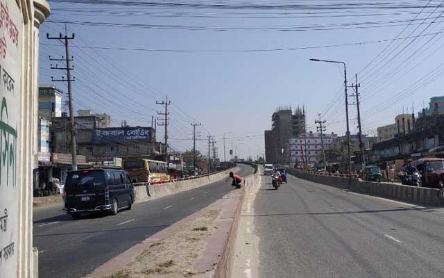 বহদ্দারহাটে সড়ক দুর্ঘটনায় নিহত ১, আহত ৪