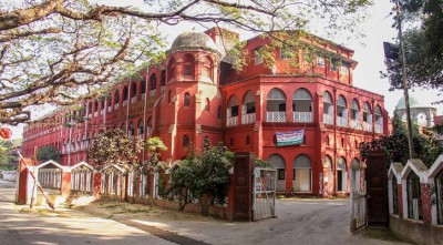 ডিউটি ফাঁকি: স্টেশন মাস্টারকে শোকজ, সহকারী সাময়িক বহিষ্কার