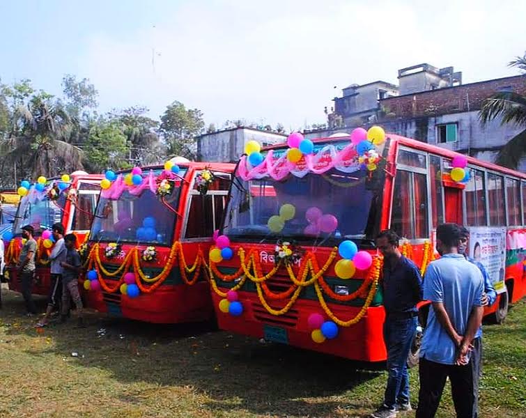 বহদ্দারহাট থেকে বোয়ালখালী যাওয়া যাবে মাত্র ১৫ টাকায়