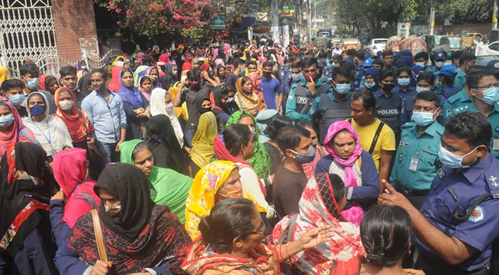 শ্রমিকদের বেতন না দিয়ে উধাও পদ্মা ওয়্যারস লিমিটেডের মালিক 