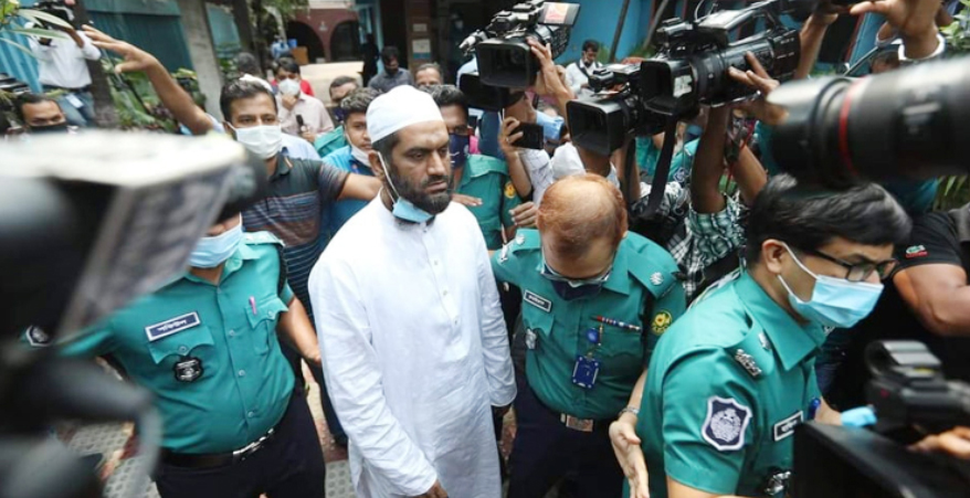 যেভাবে গ্রেফতার করা হলো মামুনুল হককে