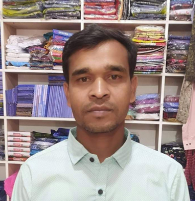 হাটহাজারীতে ব্যবসায়ীর ঝুলন্ত মরদেহ উদ্ধার 