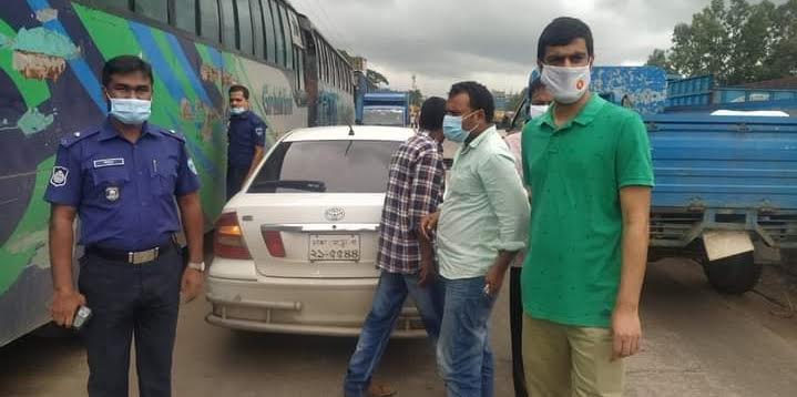 বারইয়ারহাটে ভ্রাম্যমাণ আদালত পরিচালনা করে জরিমানা