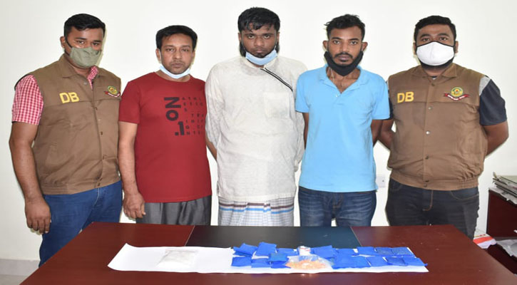 ক্রিস্টাল মেথ মাদকসহ গ্রেফতার ৩