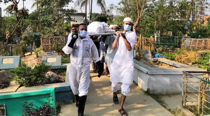 ফের দেশে করোনায় মৃত্যু বেড়ে ২২৫