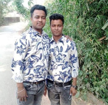 বাকলিয়ায় বেপরোয়া দুই কিশোর গ্যাং লিডার 