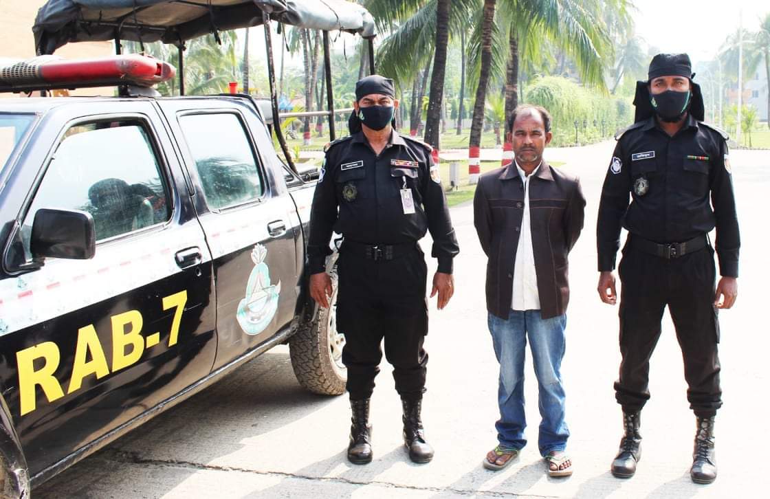 আনোয়ারায় চার কোটি টাকার ইয়াবাসহ আটক ১