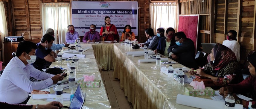 পাহাড়ে  ১২ হাজার কিশোরী ও যুবাকে  প্রজনন স্বাস্থ্য বিষয়ক প্রশিক্ষণ  কর্মসূচী