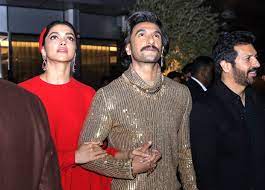 দীপিকা-রণবীরের সিনেমার ট্রেলার প্রদর্শন বুর্জ খলিফায় 