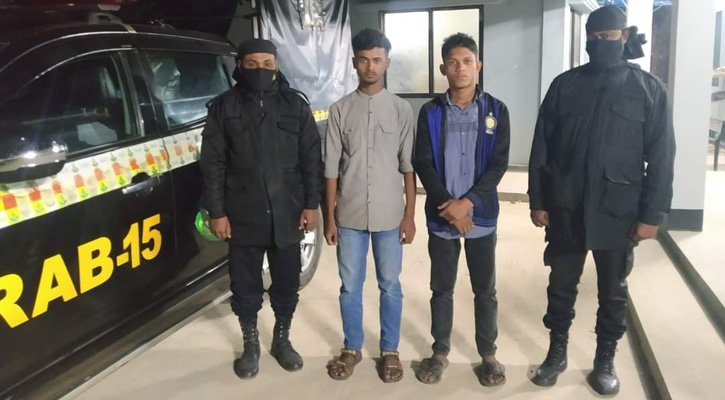 টেকনাফে ৪০ হাজার ইয়াবাসহ আটক ২ রোহিঙ্গা 