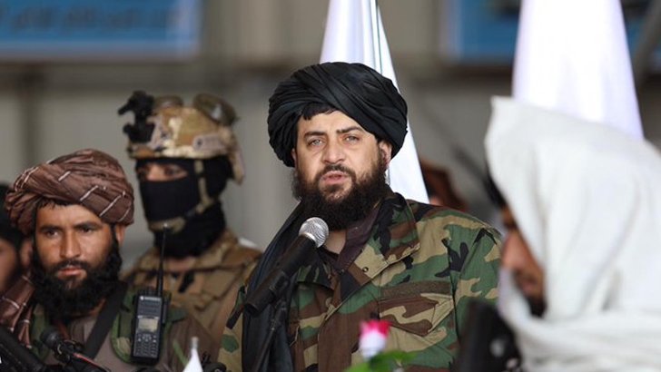 সামরিক বিমান ফেরত না দিলে কঠোর পরিণতি: তালেবান প্রতিরক্ষামন্ত্রী  