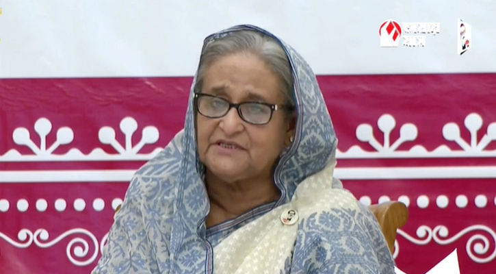 অমর একুশে বইমেলা শুরু