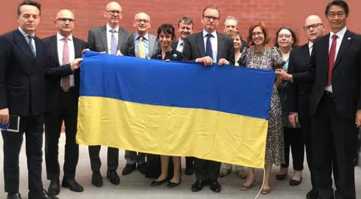 ইউক্রেনের সমর্থনে ঢাকায় ১৩ দেশের রাষ্ট্রদূতের শোডাউন