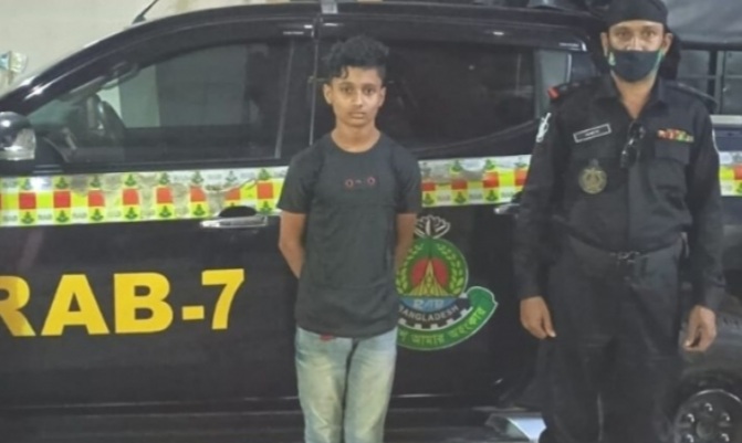 সীতাকুণ্ডে প্রলোভন দেখিয়ে শিশুকে ধর্ষণ, ধর্ষক আটক