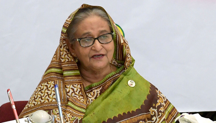 দেশের সিনেমা দেখে মুগ্ধ প্রধানমন্ত্রী