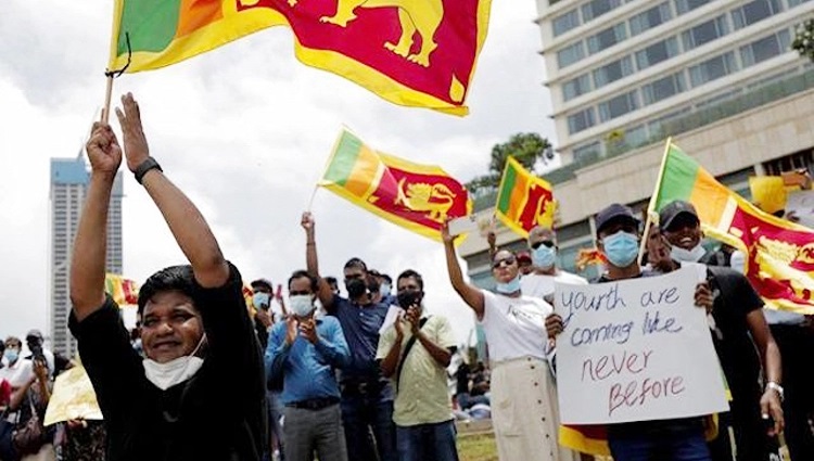 শ্রীলঙ্কায় হাসপাতালে ওষুধ ফুরিয়ে আসছে