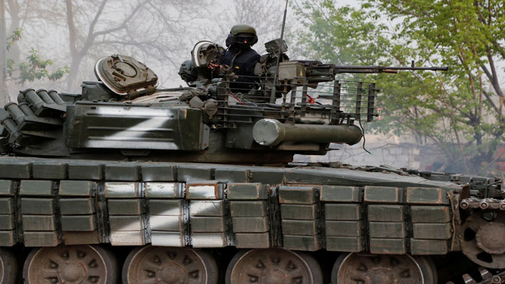 রাশিয়া ও বেলারুশের ২৬০০ সেনার ওপর মার্কিন নিষেধাজ্ঞা