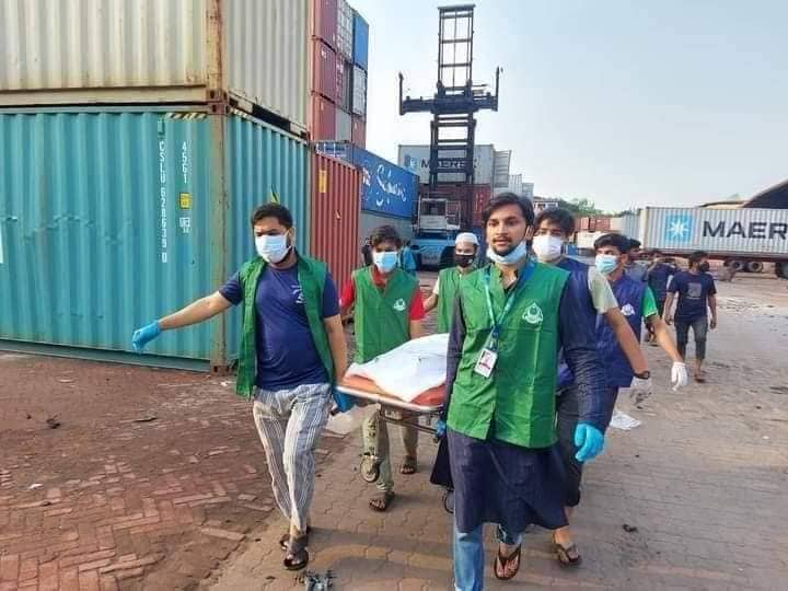 সীতাকুণ্ডের বিএম ডিপোর ধ্বংসস্তূপ থেকে আরো এক লাশের হাড়গোড় উদ্ধার