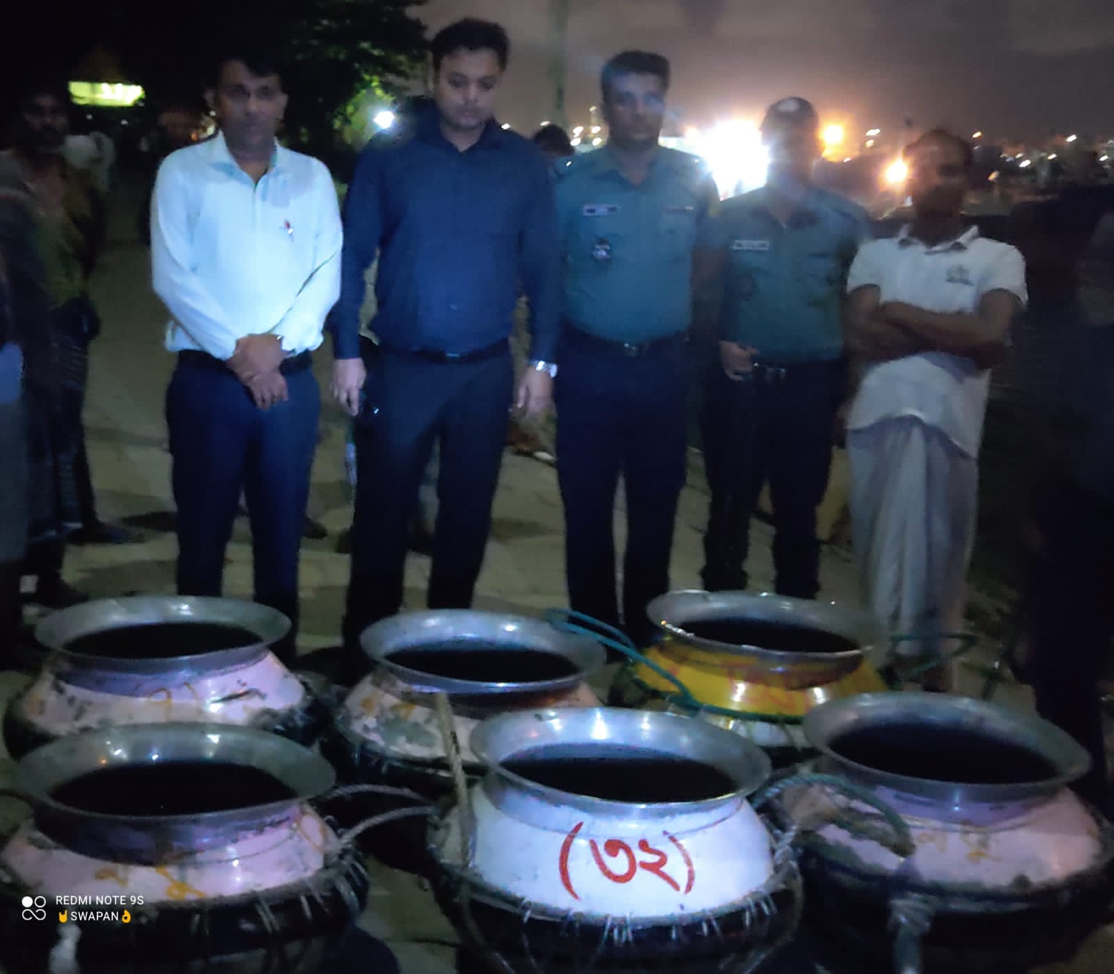 কর্ণফুলীতে গলদা চিংড়ির রেনু পোনা আটক 