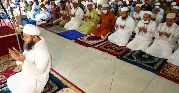 পদ্মা সেতুর উদ্বোধনে বায়তুল মোকাররমে বিশেষ দোয়া