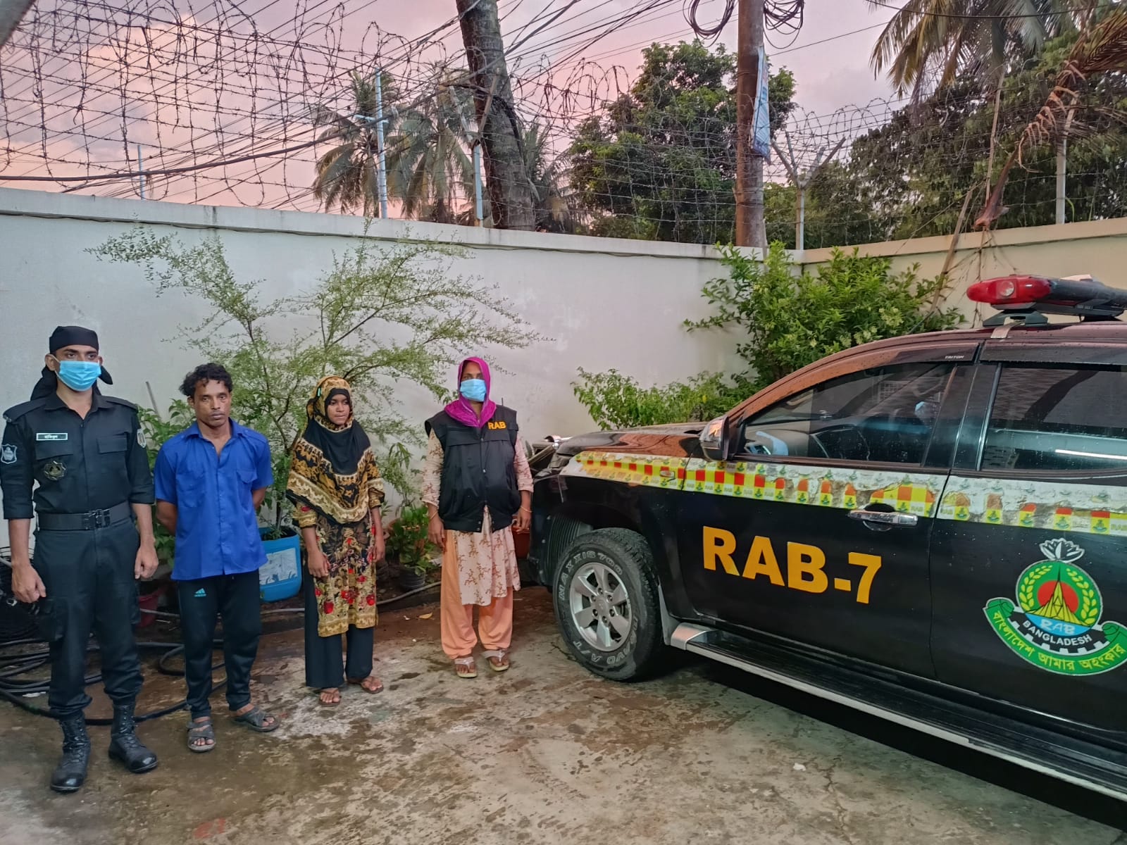 পতিতাবৃত্তি নিয়োজিতর লক্ষ্যে আটকে রেখে ধর্ষণ চেষ্টা ২ অপহরণকারী গ্রেফতার