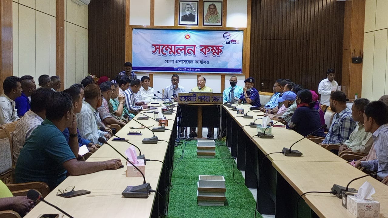  রাঙামাটিতে প্রশাসনের আশ্বাসে অটোরিক্সা ধর্মঘট প্রত্যাহার
