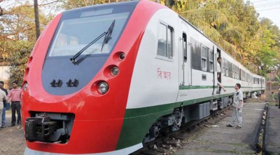 চট্টগ্রাম-দোহাজারী রুটে ডেমু চলাচল শুরু 