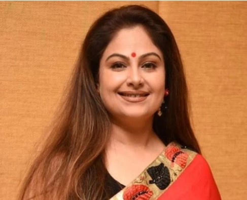 ‘নরসীমা’ ছবি থেকে বের করে দেয়াটা আমাকে এখেনা হার্ট করে : আয়েশা জুলকা