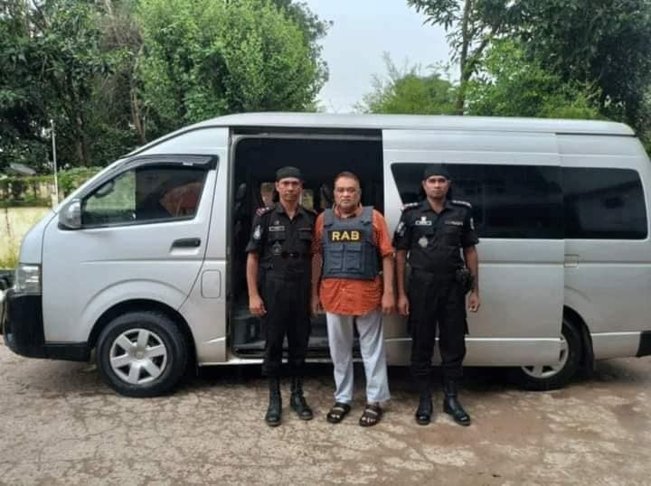 বদিকে নিরাপত্তাজনিত কারণে চট্টগ্রাম কারাগারে স্থানান্তর