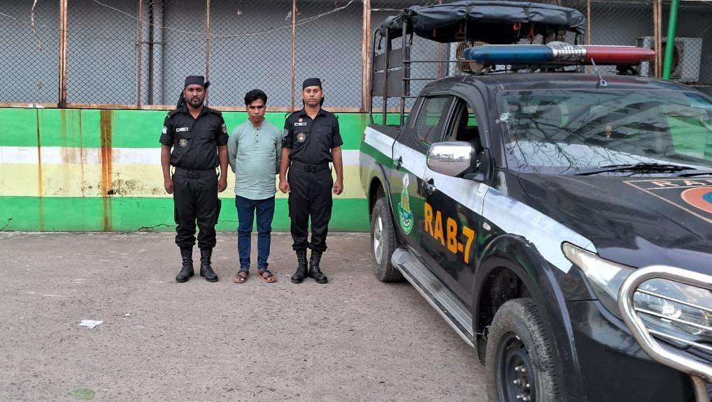 র‍্যাবের মাদকবিরোধী অভিযানে ৯১০০পিস ইয়াবাসহ গ্রেফতার ১