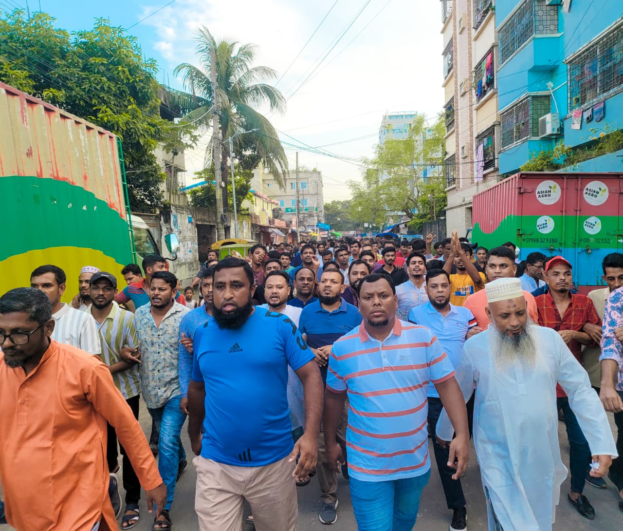 চট্টগ্রামে নতুন মেয়র ঘোষণাকে কেন্দ্র করে বিজয় মিছিল করেন  যুবদল