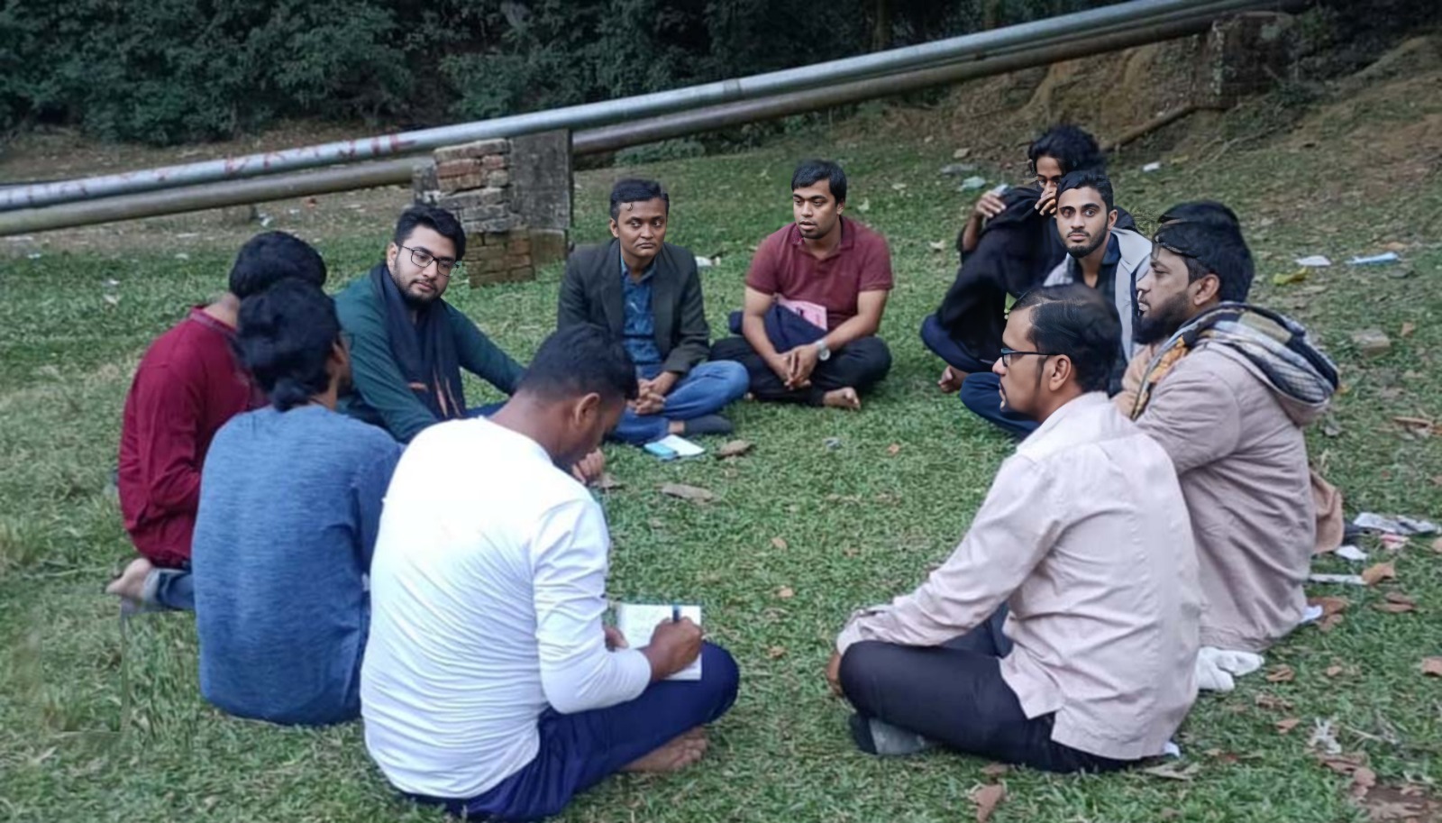 সাহিত্যমান বৃদ্ধিতে সাহিত্যাড্ডার বিকল্প নেই, সাগরকন্যা ও লেখালয়ের আড্ডায় আলোচকেরা