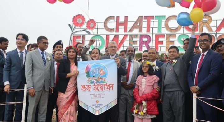 ডিসি পার্কে মাসব্যাপী ফুল উৎসব-২০২৫ উদ্বোধন