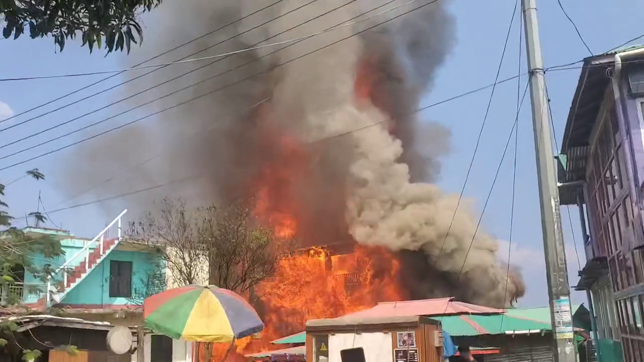 সাজেকে এক সপ্তাহে দু’বার রহস্যাবৃত আগুন! ১৫০ রিসোর্ট ও বসতঘর ছাই