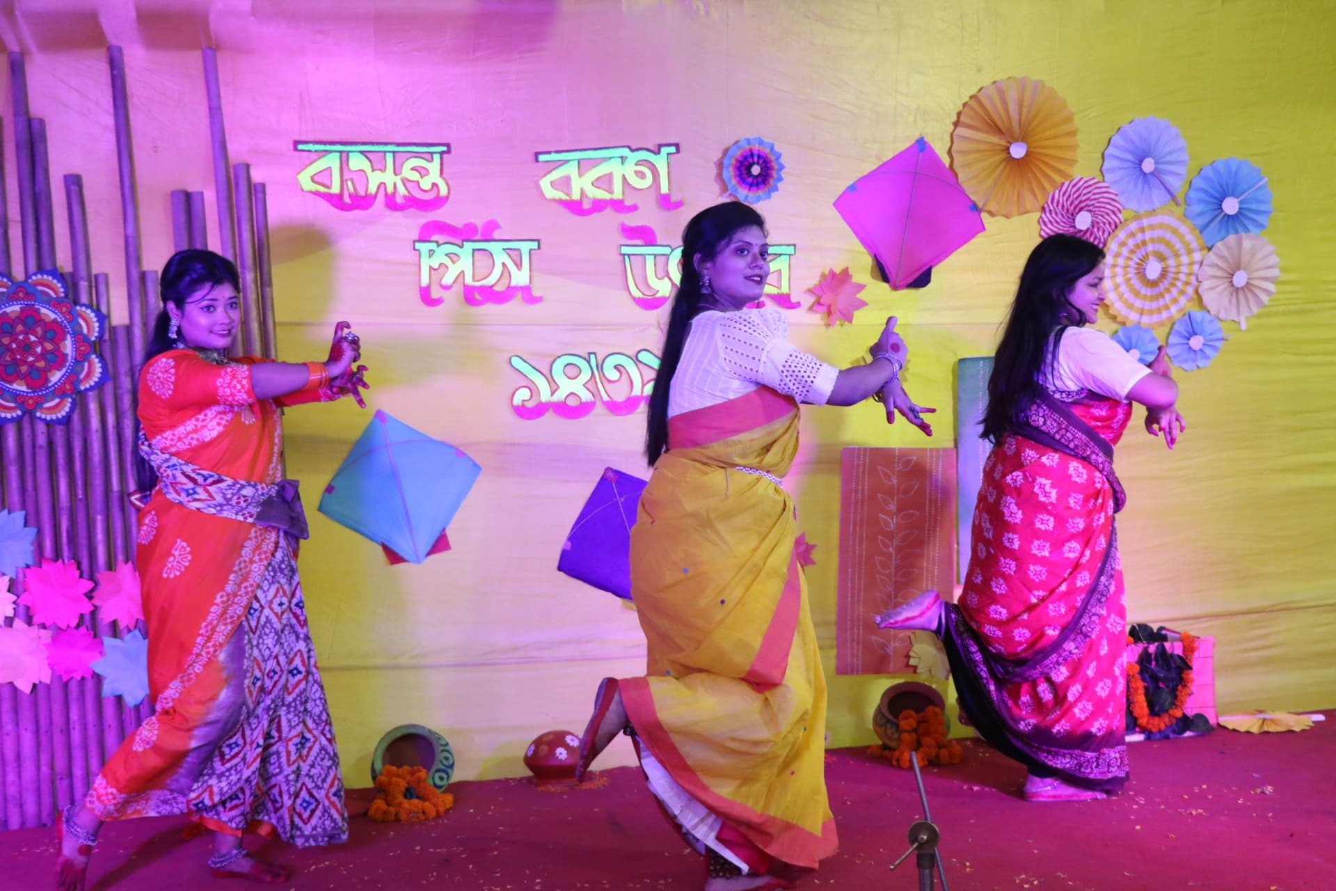 সিআইইউ’তে বসন্ত বরণ