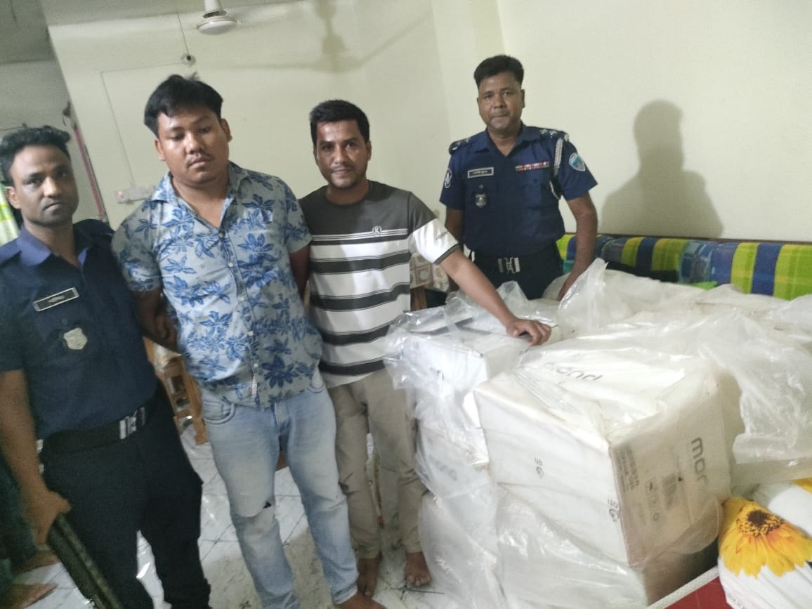রাঙামাটিতে পুলিশের অভিযানে ৮ মাসে ১৫ কোটি টাকার সিগারেট উদ্ধার 