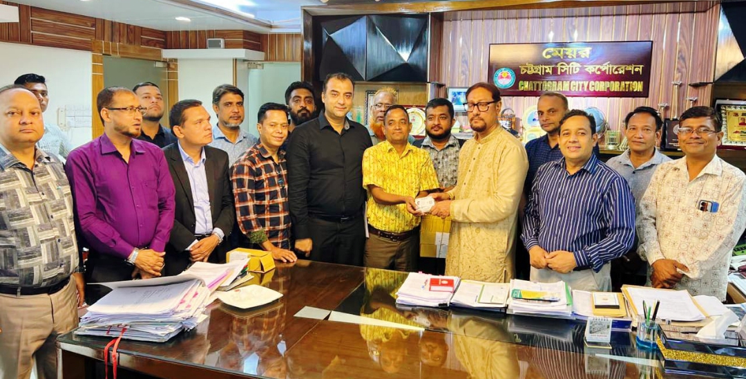 চট্টগ্রামে টিসিবির পণ্য বিক্রয়ের  কার্ড বিতরণ কার্যক্রমের শুভ উদ্বোধন করলেন  চসিক মেয়র ডা. শাহাদাত