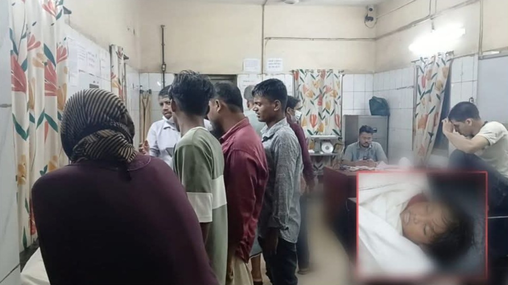 বোয়ালখালীতে স্বামী হারা শেলি,মেয়েকে হারিয়ে নিঃশব্দ!