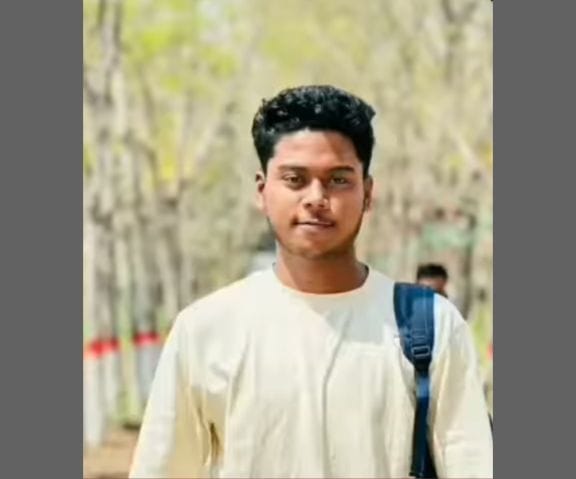 পরীক্ষা কেন্দ্রে সাপের কামড়, চিকিৎসা শেষে মেলেনি বাড়তি সময়