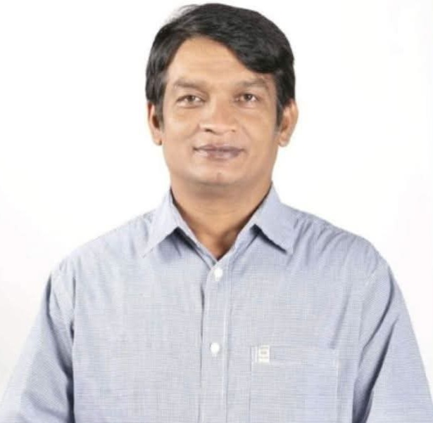 পটিয়ার ইউপি চেয়ারম্যান জসিমকে পুলিশে দিল ছাত্ররা