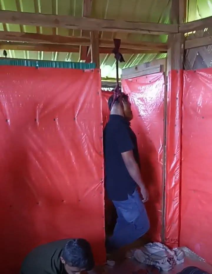 লামার ডেঞ্জার হিল রিসোর্টে পর্যটকের ঝুলন্ত মরদেহ উদ্ধার 