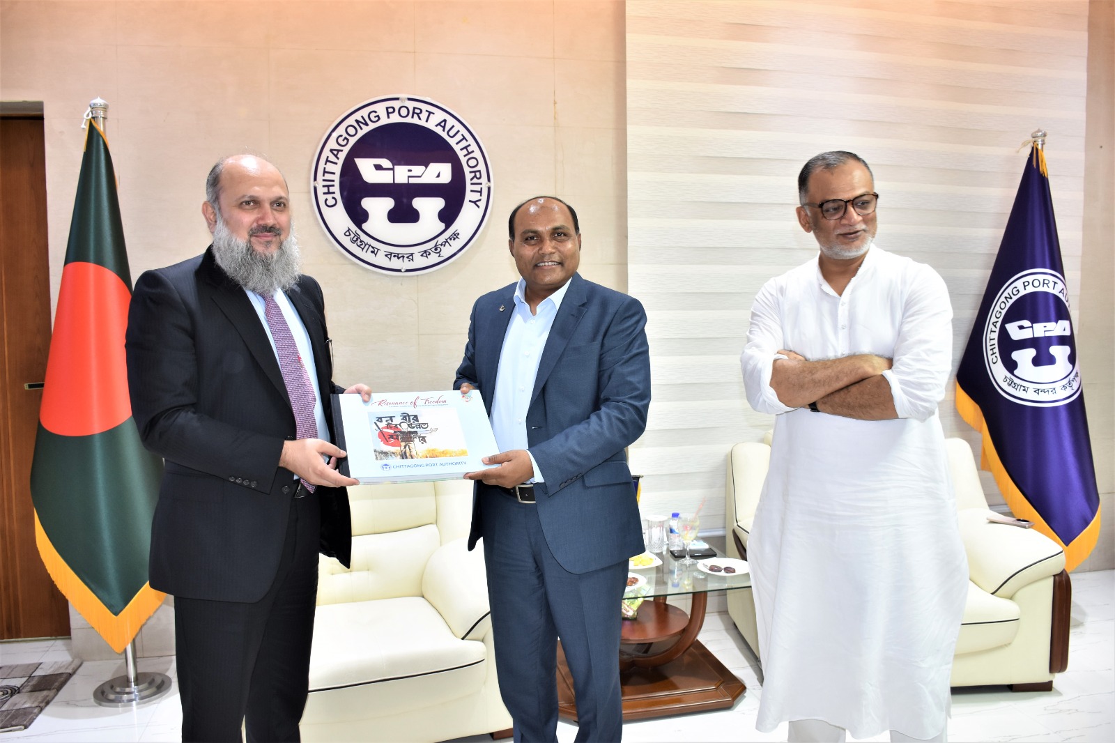 চট্টগ্রাম বন্দর কর্তৃপক্ষে পাকিস্তানের বাণিজ্যমন্ত্রীর সৌজন্য সাক্ষাৎ