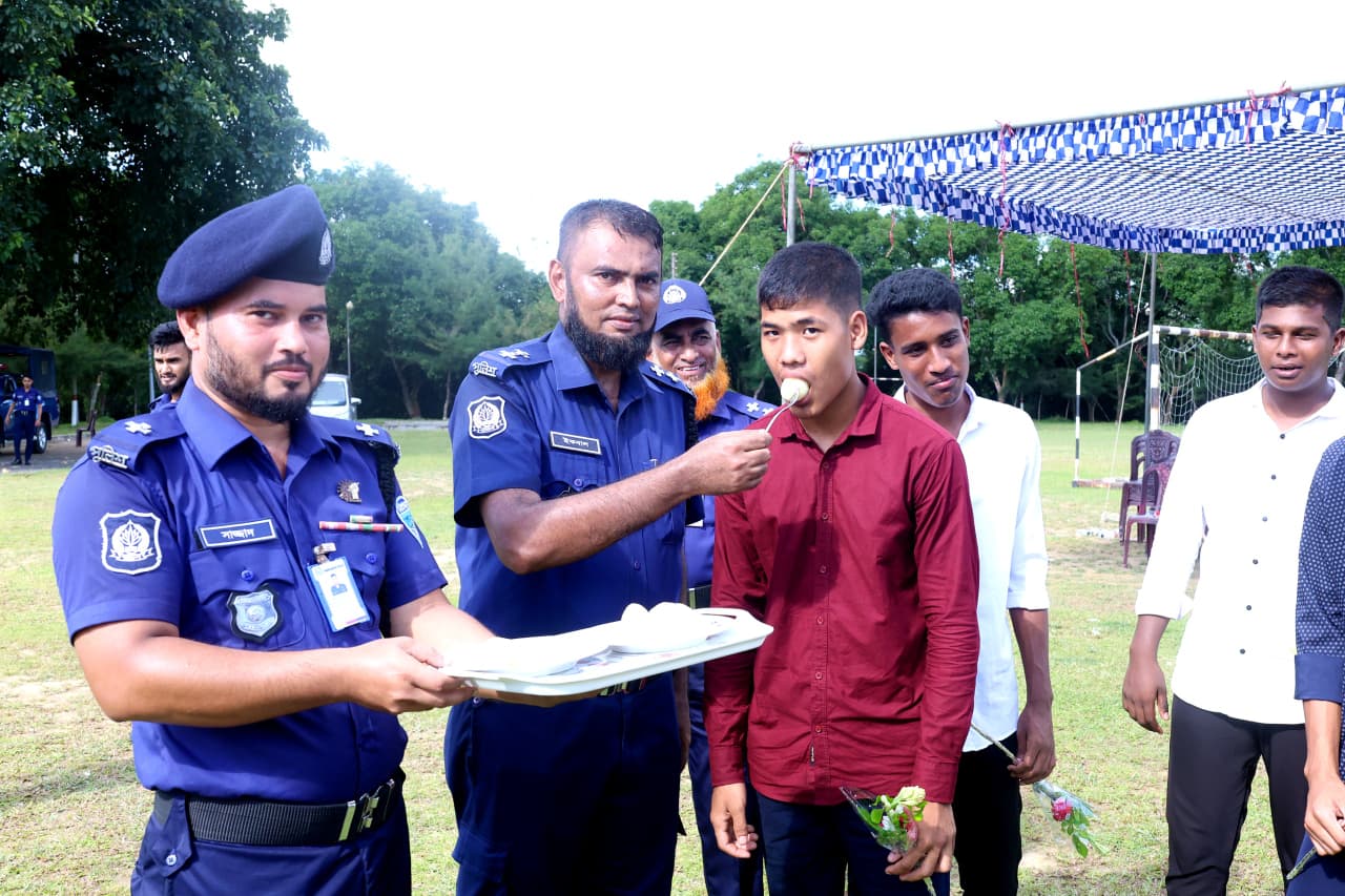 রাঙামাটিতে মেধা ও যোগ্যতার ভিত্তিতে পুলিশে চাকরি পেলো ৮ জন